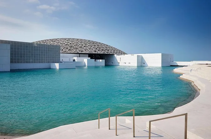 Ab Dubai: Abu Dhabi-Tagestour mit Großer Moschee & Louvre